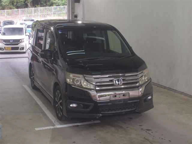HONDA STEP WAGON 2012
