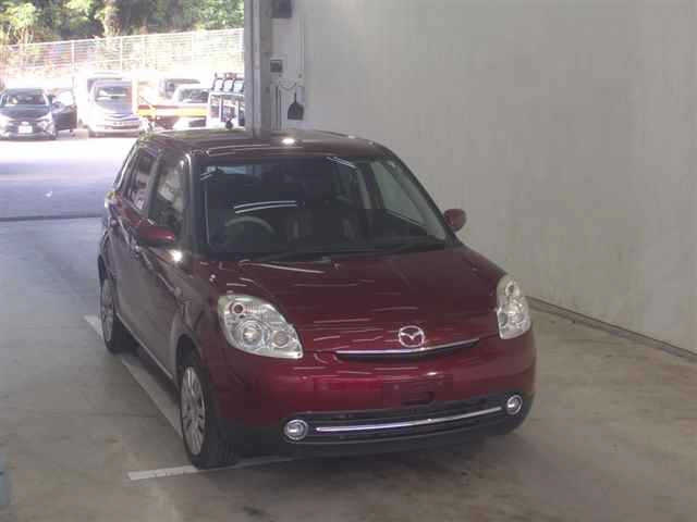 MAZDA VERISA 2013