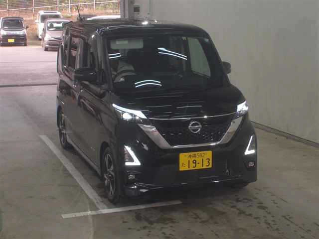 NISSAN ROOX 2023