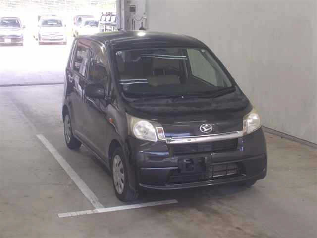 DAIHATSU MOVE 2013