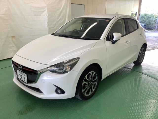 MAZDA DEMIO 2016