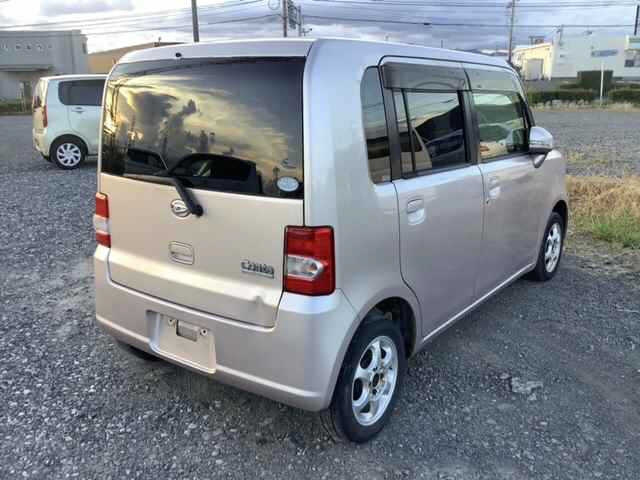 DAIHATSU MOVE CONTE 2009
