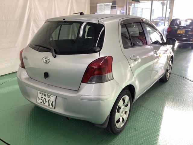 TOYOTA VITZ 2008