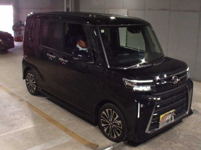 DAIHATSU TANTO 2024