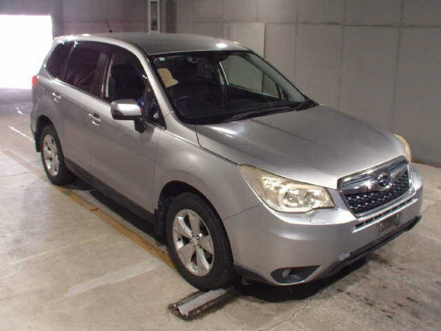 SUBARU FORESTER 2012