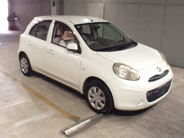 NISSAN MARCH 2011