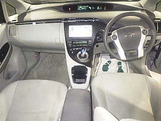 TOYOTA PRIUS 2010