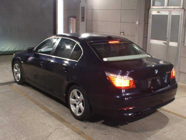 BMW 5 SERIES 2009