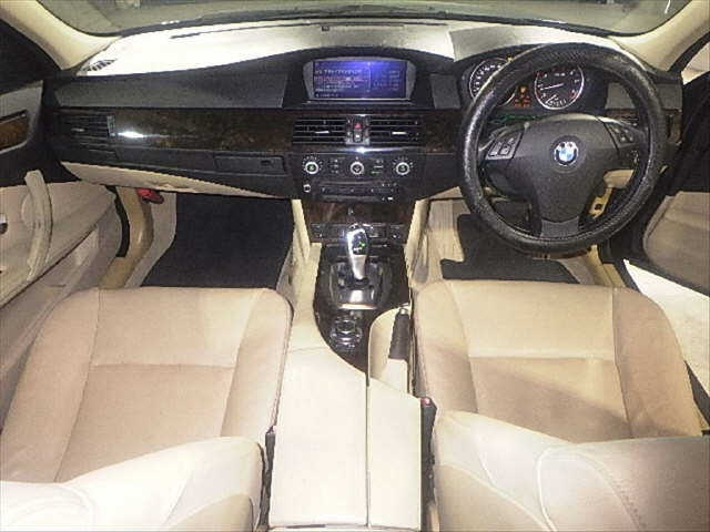 BMW 5 SERIES 2009