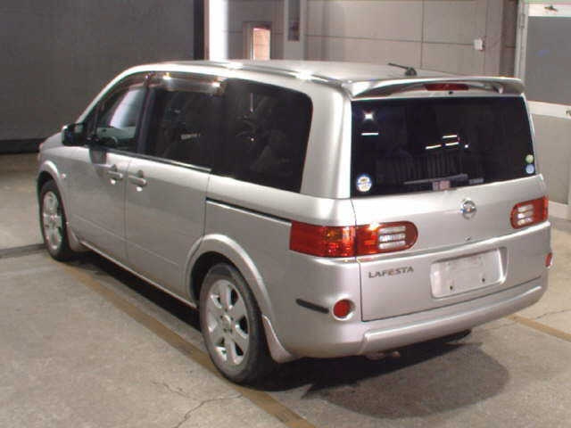 NISSAN LAFESTA 2010