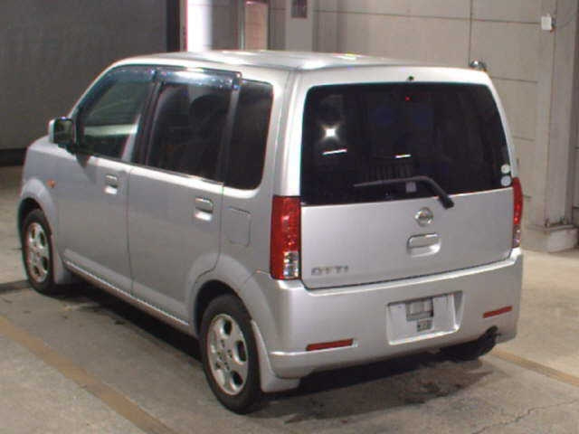 NISSAN OTTI 2010
