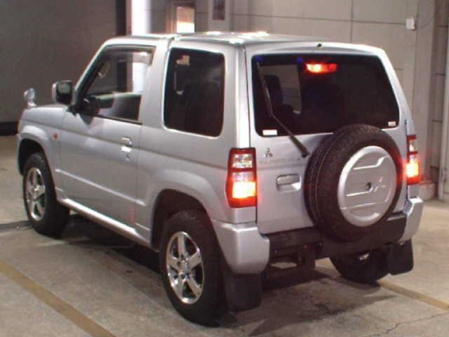 MITSUBISHI PAJERO MINI 2012