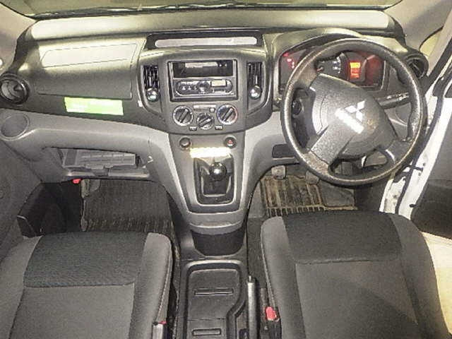 MITSUBISHI DELICA 2018