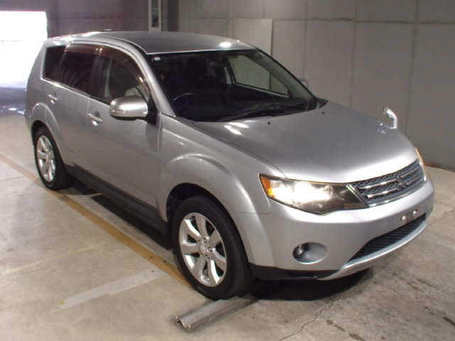 MITSUBISHI OUTLANDER 2010