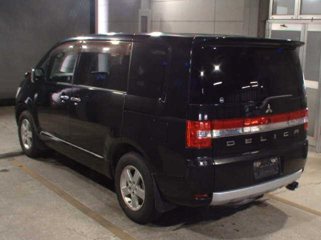 MITSUBISHI DELICA D5 2012