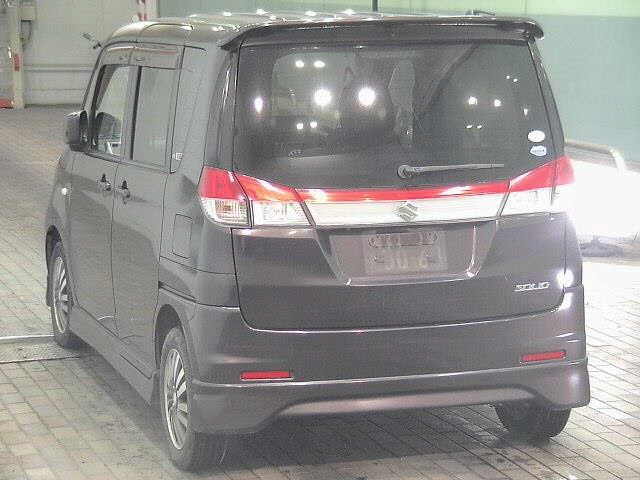 SUZUKI SOLIO 2011