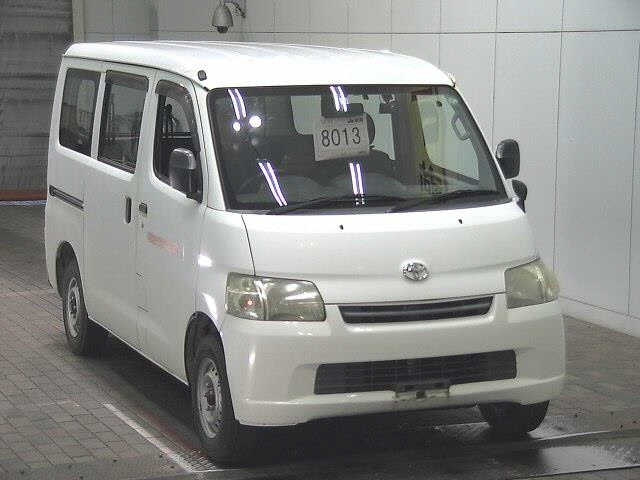 TOYOTA TOWN ACE VAN 2014