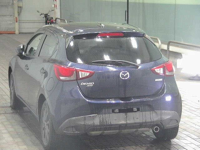 MAZDA DEMIO 2015