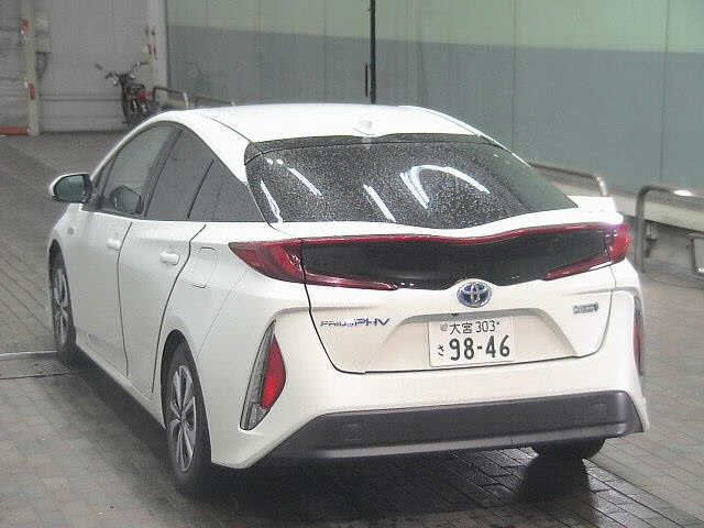 TOYOTA PRIUS PHV 2017