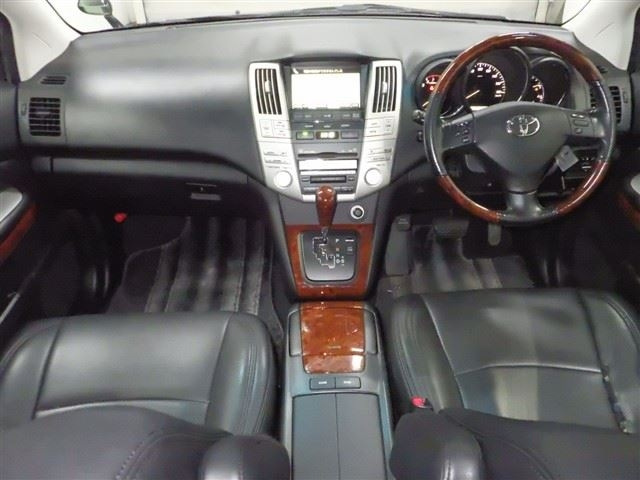 TOYOTA HARRIER 2008