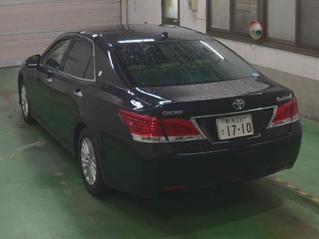 TOYOTA CROWN 2015