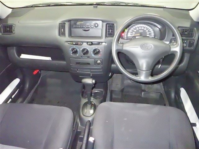 TOYOTA PROBOX 2011