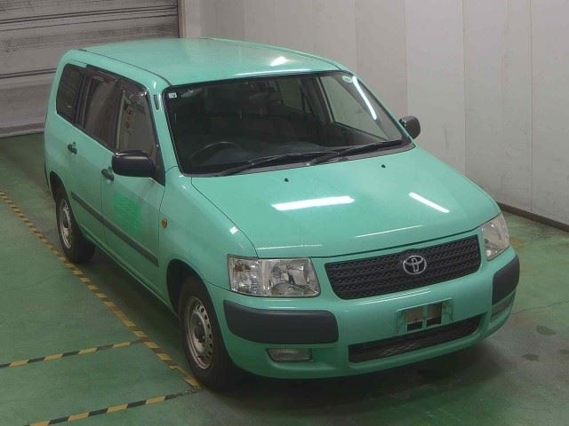 TOYOTA SUCCEED 2013