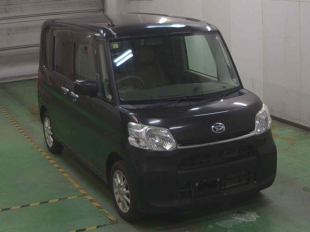 DAIHATSU TANTO 2014