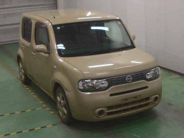 NISSAN CUBE 2010