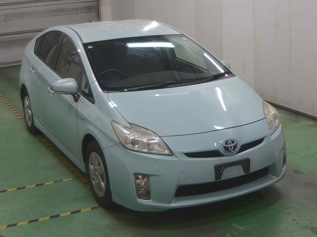 TOYOTA PRIUS 2010