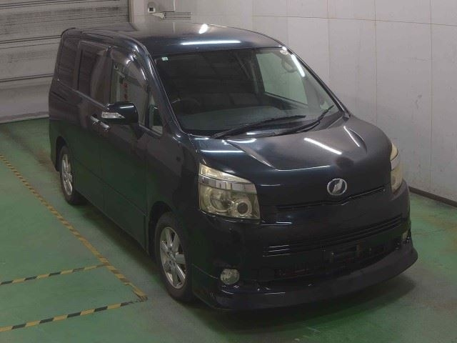 TOYOTA VOXY 2008