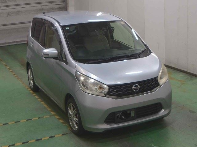 NISSAN DAYZ 2015