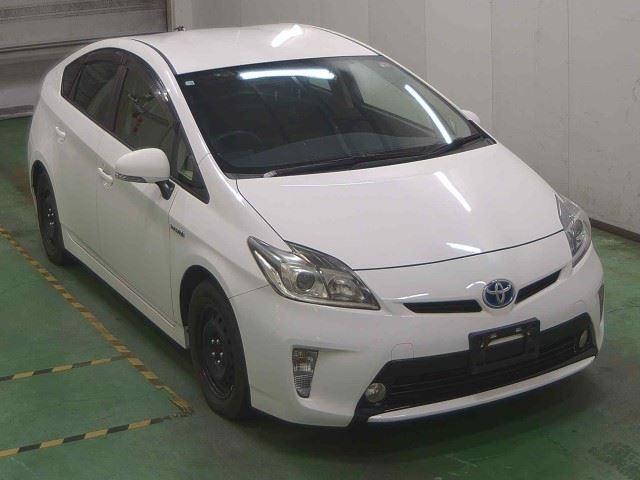 TOYOTA PRIUS 2012