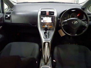 TOYOTA AURIS 2009