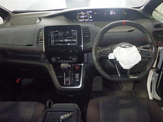 NISSAN SERENA 2018