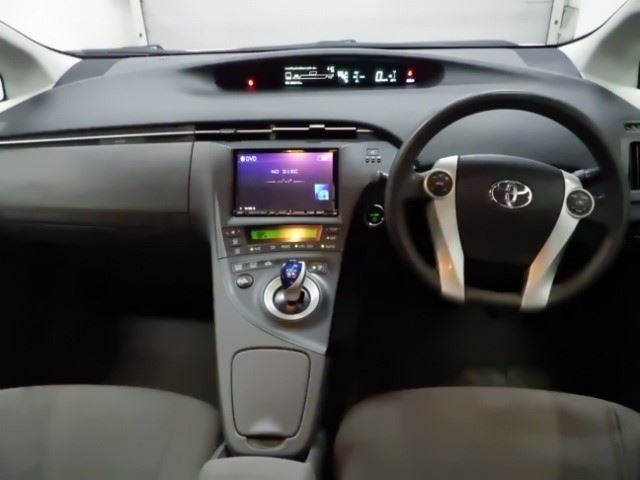 TOYOTA PRIUS 2010