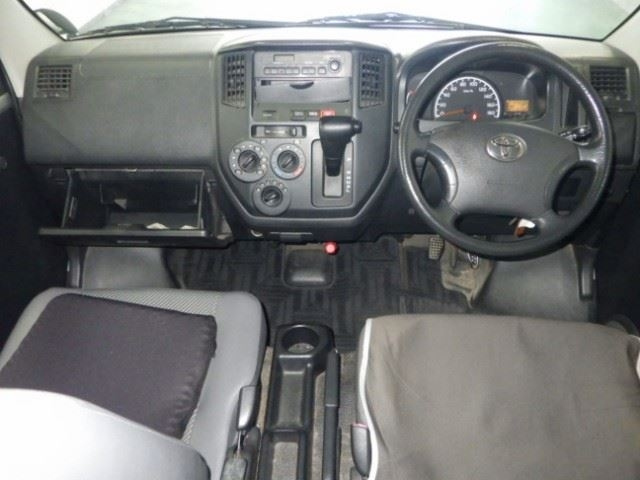 TOYOTA TOWN ACE VAN 2009