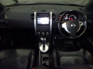 NISSAN X-TRAIL 2013