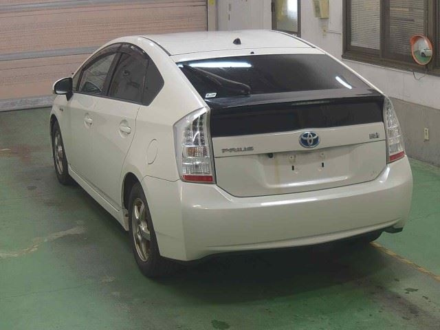 TOYOTA PRIUS 2010