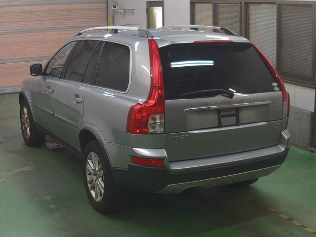 VOLVO XC90 2011