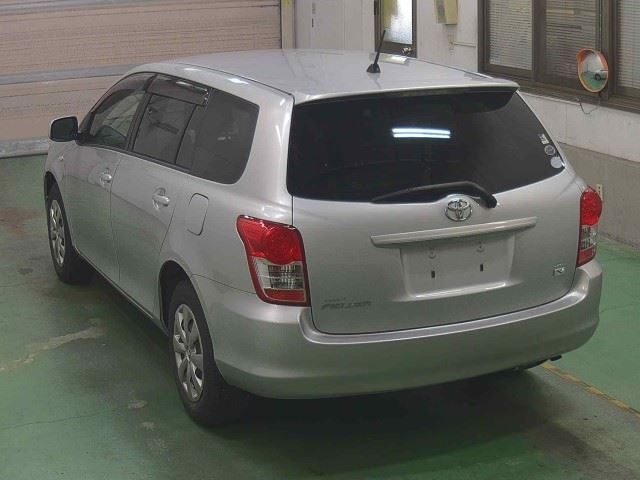 TOYOTA COROLLA FIELDER 2010