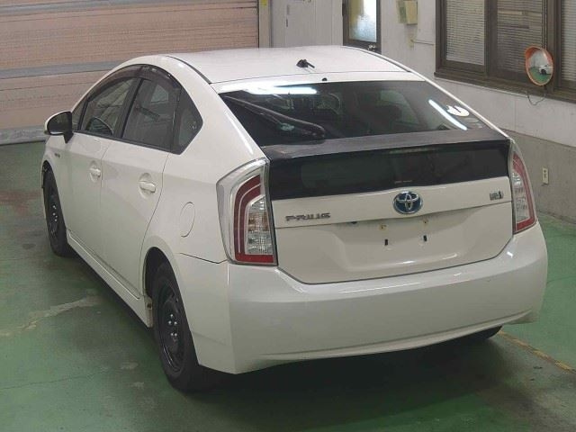 TOYOTA PRIUS 2012
