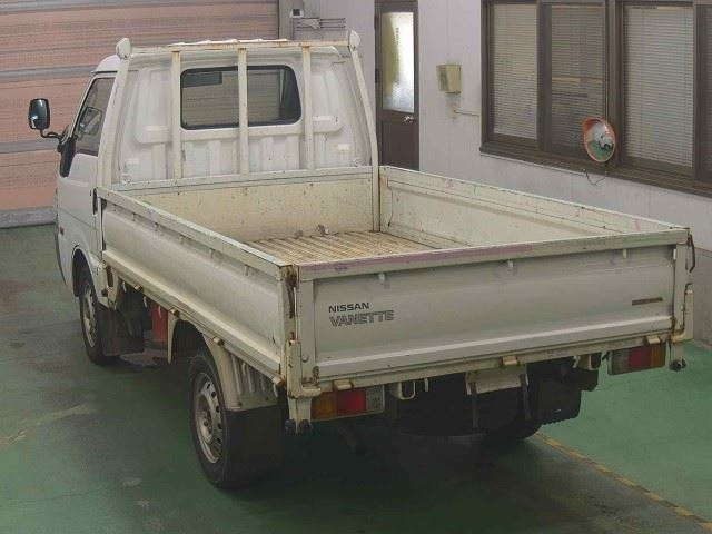 NISSAN VANETTE TRUCK 2011