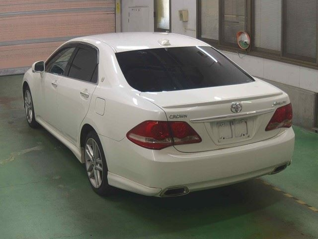 TOYOTA CROWN 2008