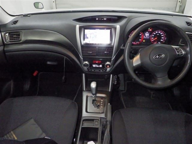 SUBARU FORESTER 2012
