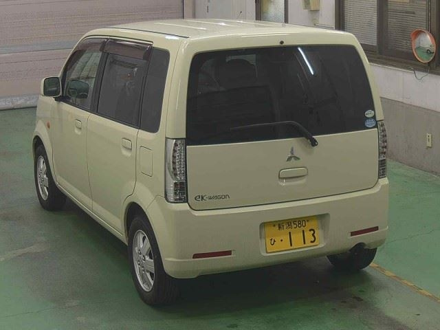 MITSUBISHI EK WAGON 2011