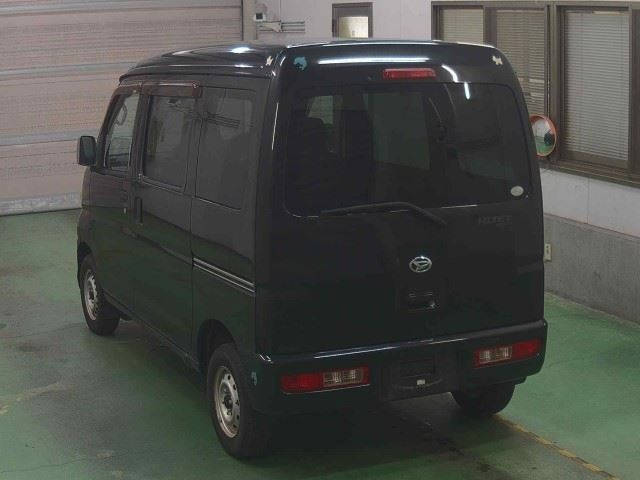 DAIHATSU HIJET VAN 2011