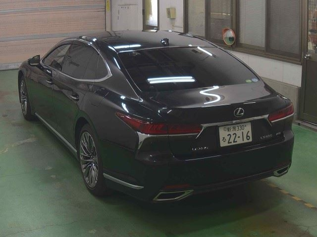 LEXUS LS 2020