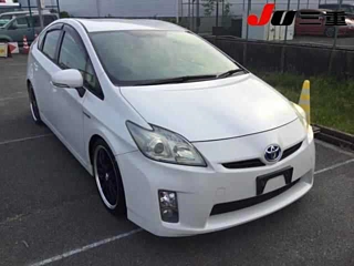 TOYOTA PRIUS 2010