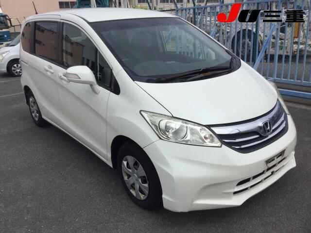 HONDA FREED 2013